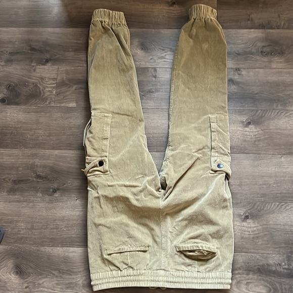 Joggers. Size medium. Brand Wezc - Picture 2 of 3